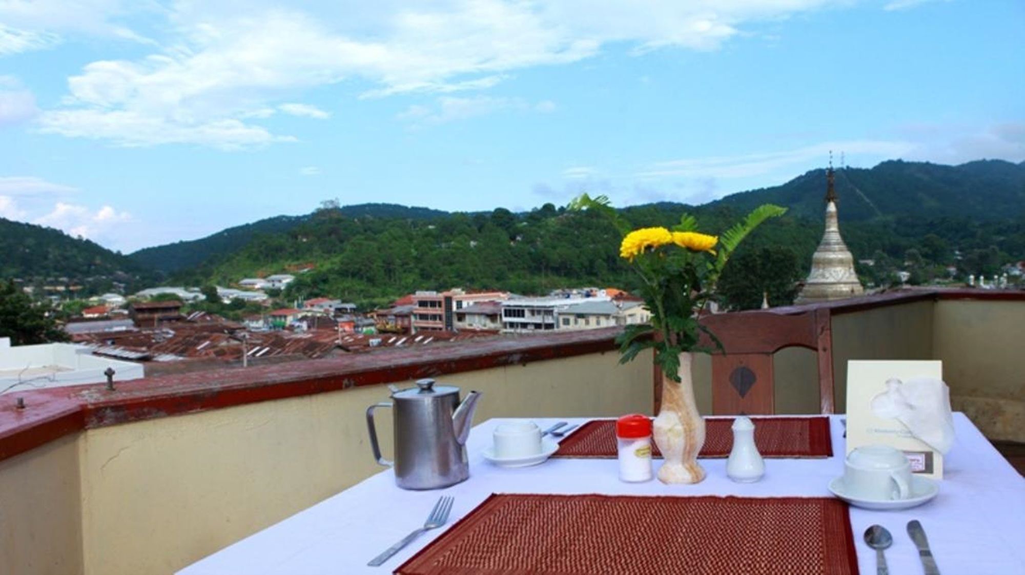 Winner Hotel Kalaw Buitenkant foto